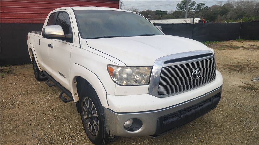 Image of 2013 Toyota Tundra Crew Cab (4 doors) 2013 Toyota Tundra Crew Cab (4 doors)