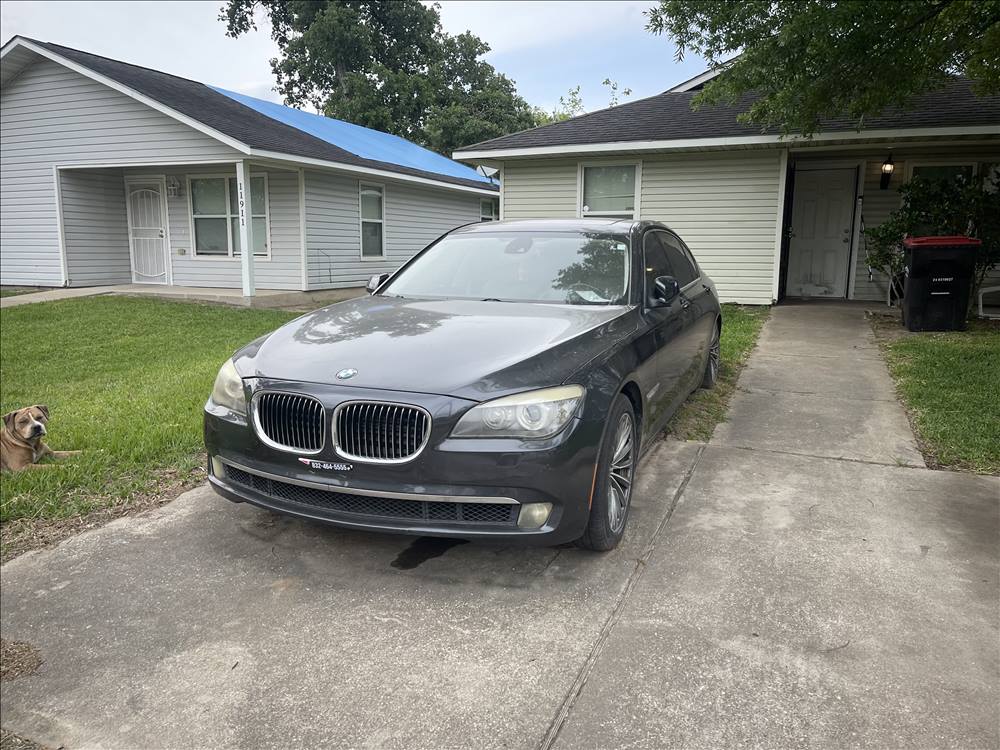 2012 BMW 750