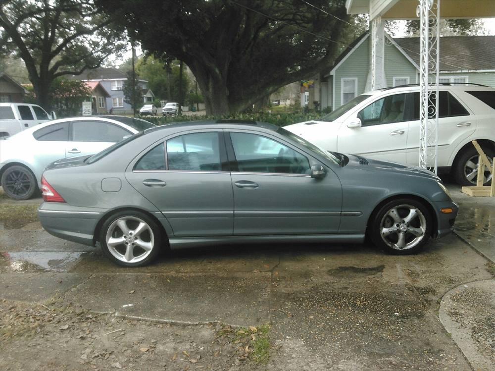 2005 Mercedes-Benz C Sedan
