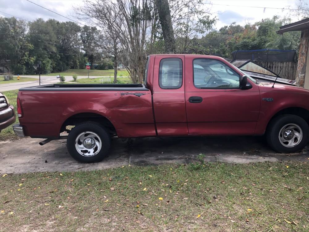 2001 Ford F150 Extended Cab (2 doors)