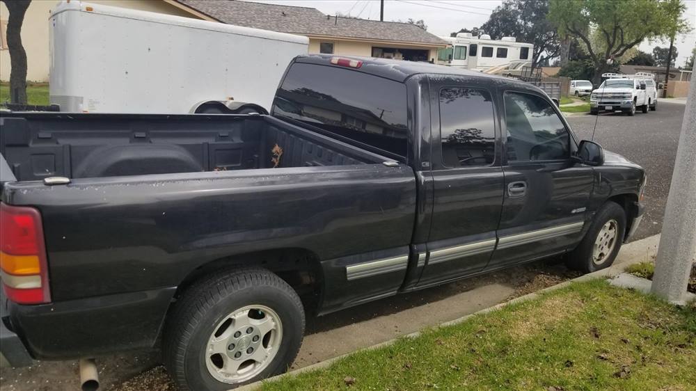 2002 Chevrolet Silverado Extended Cab (4 doors)