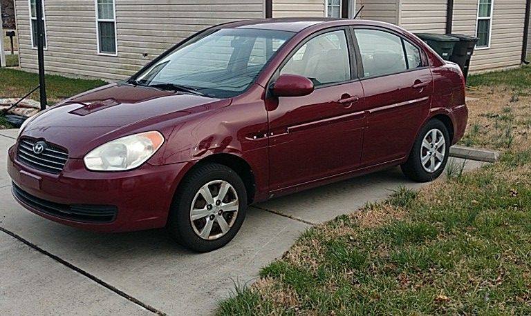 2009 Hyundai Accent Sedan